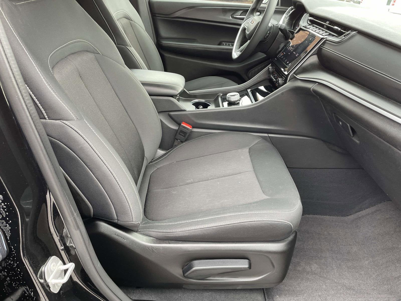 2024 Jeep Grand Cherokee L Laredo