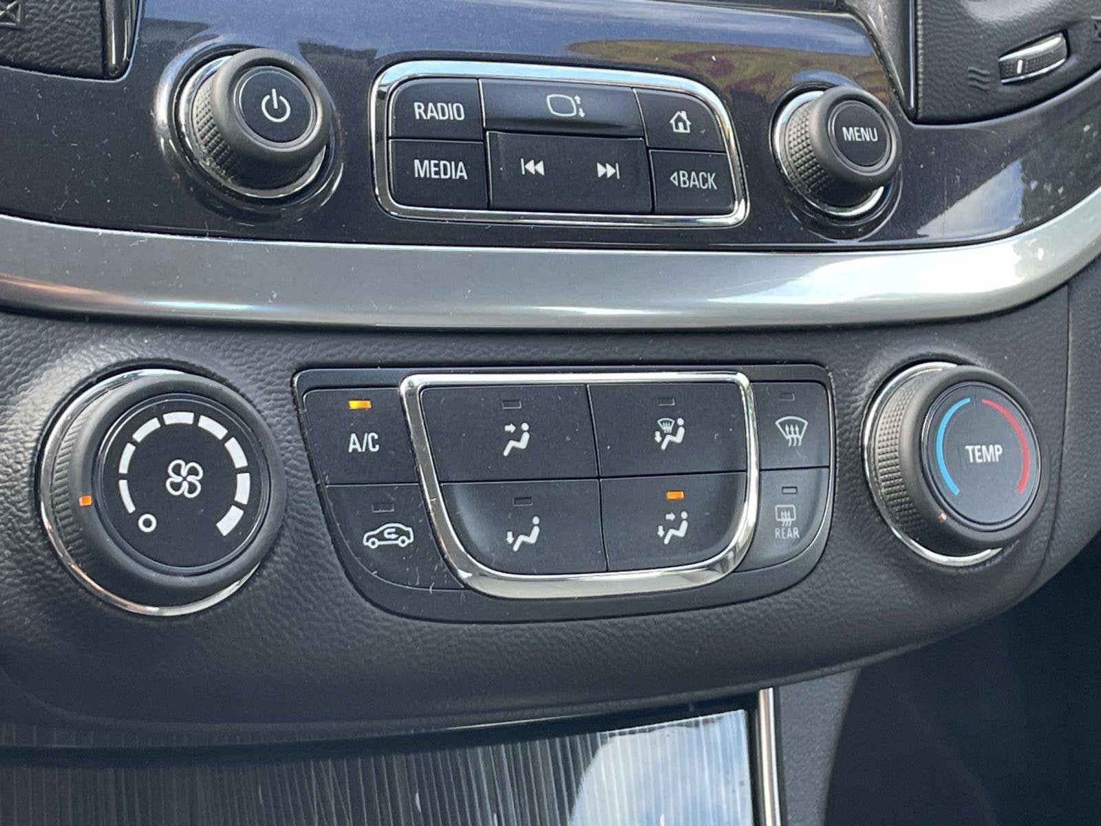 2019 Chevrolet Impala LS