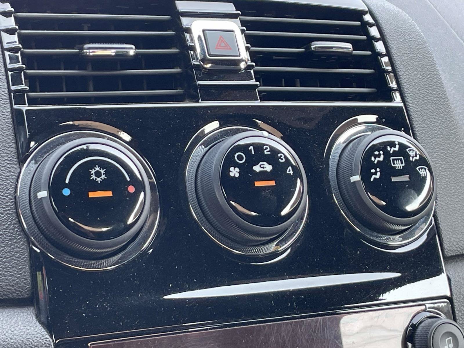 2008 Saturn Sky Base