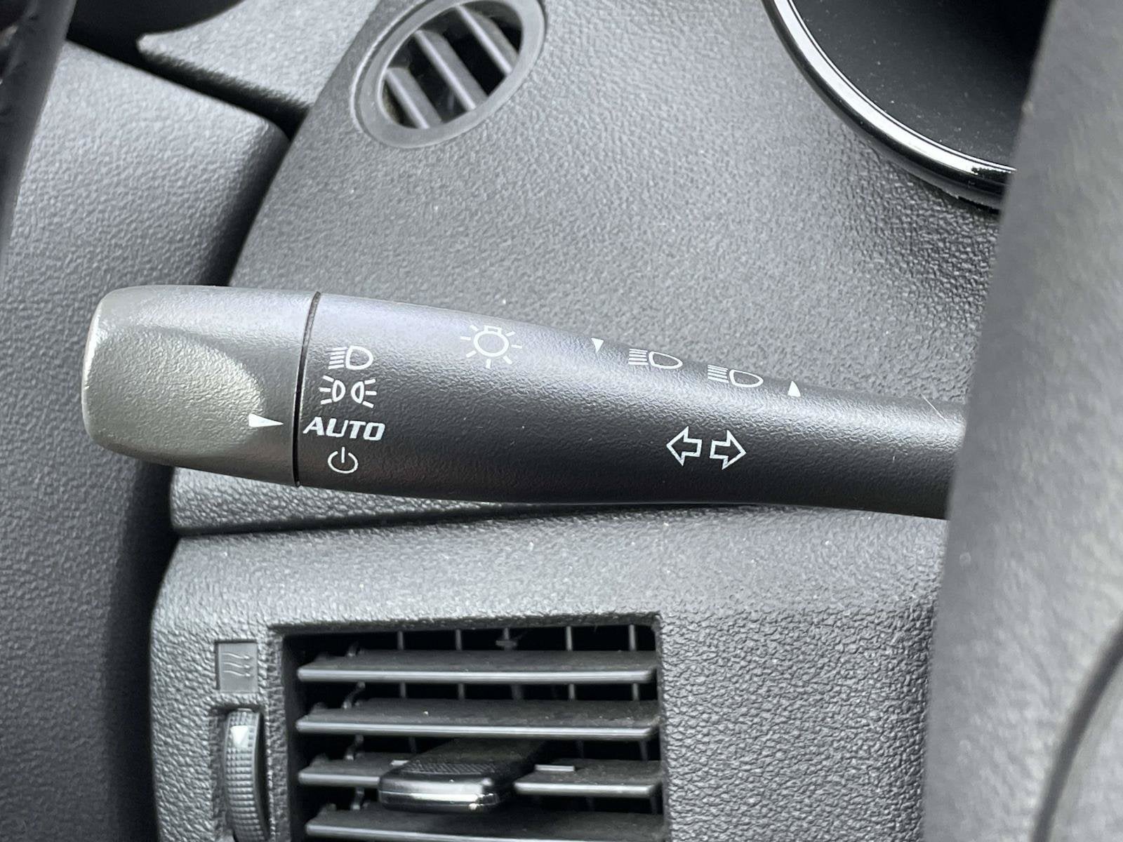 2008 Saturn Sky Base