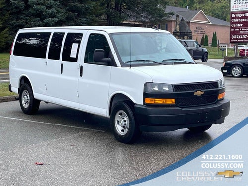 2024 Chevrolet Express Passenger 3500 1LS