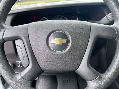 2024 Chevrolet Express Passenger 3500 1LS