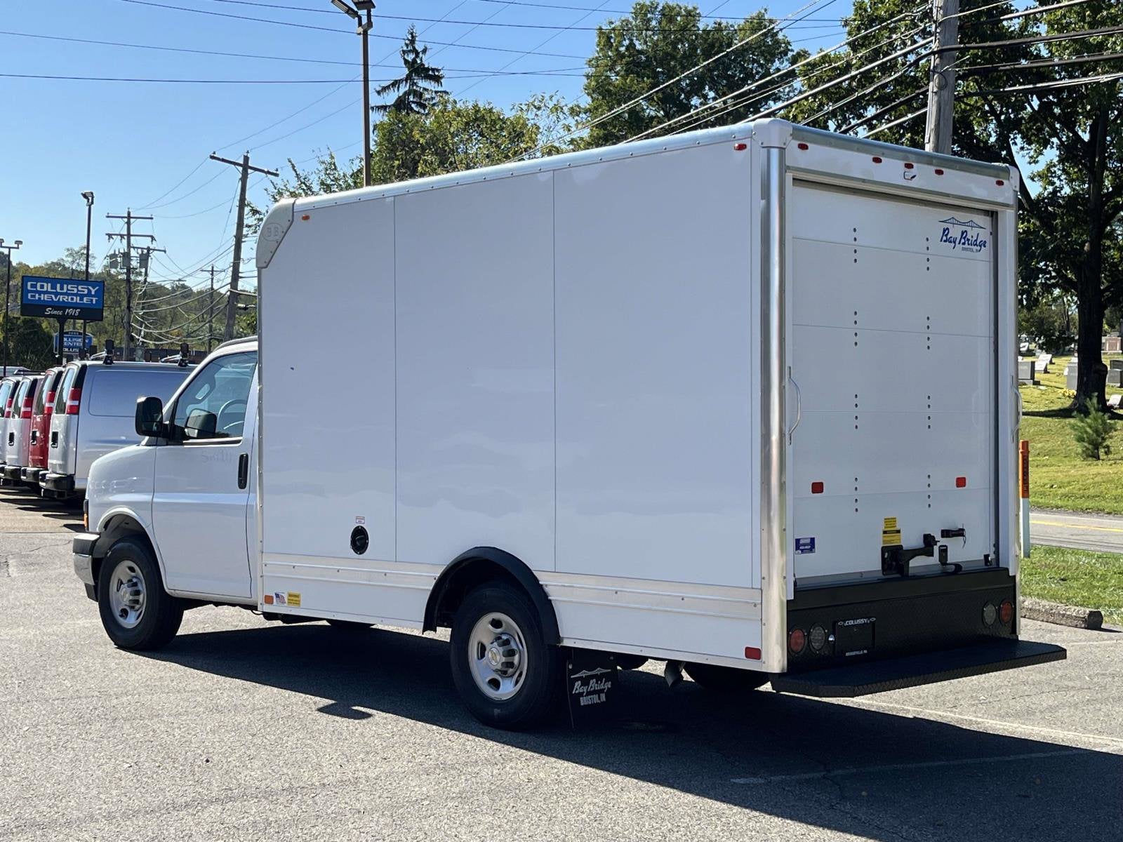 2025 Chevrolet Express Cutaway 3500 1WT