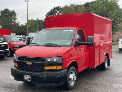 2026 Chevrolet Express Cutaway 3500 1WT