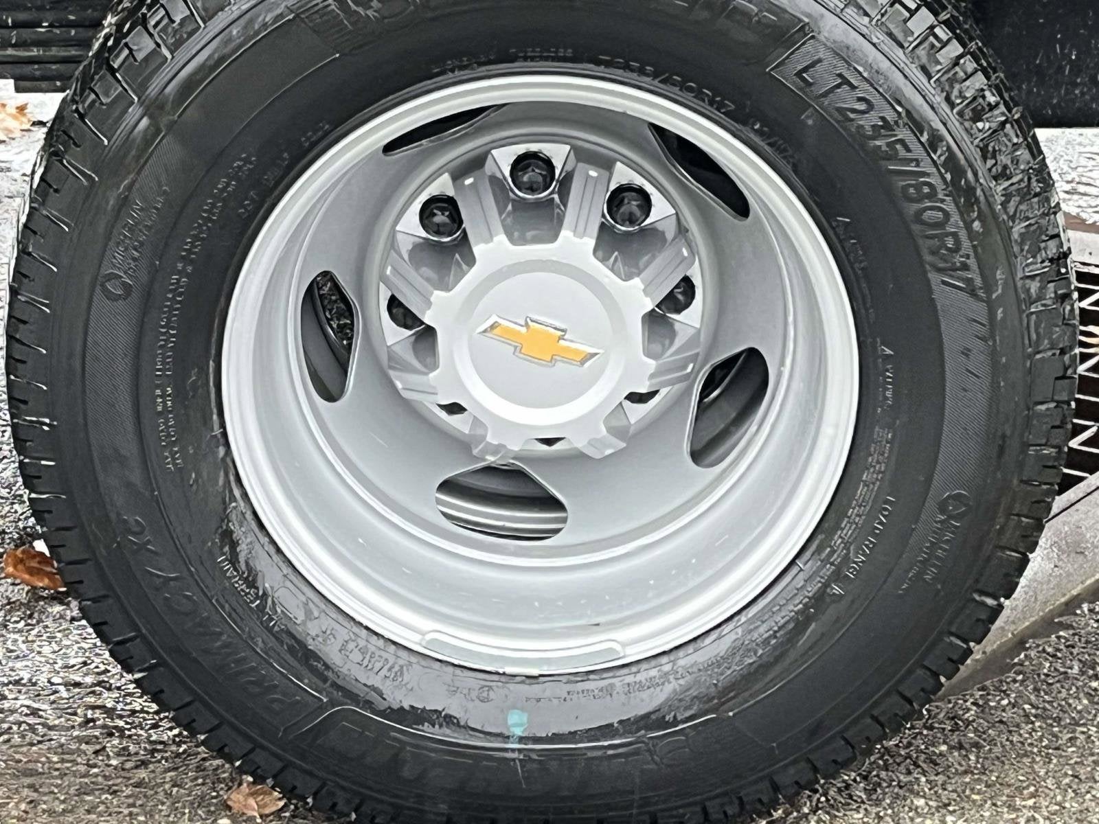 2025 Chevrolet Silverado 3500 HD Chassis Cab Work Truck