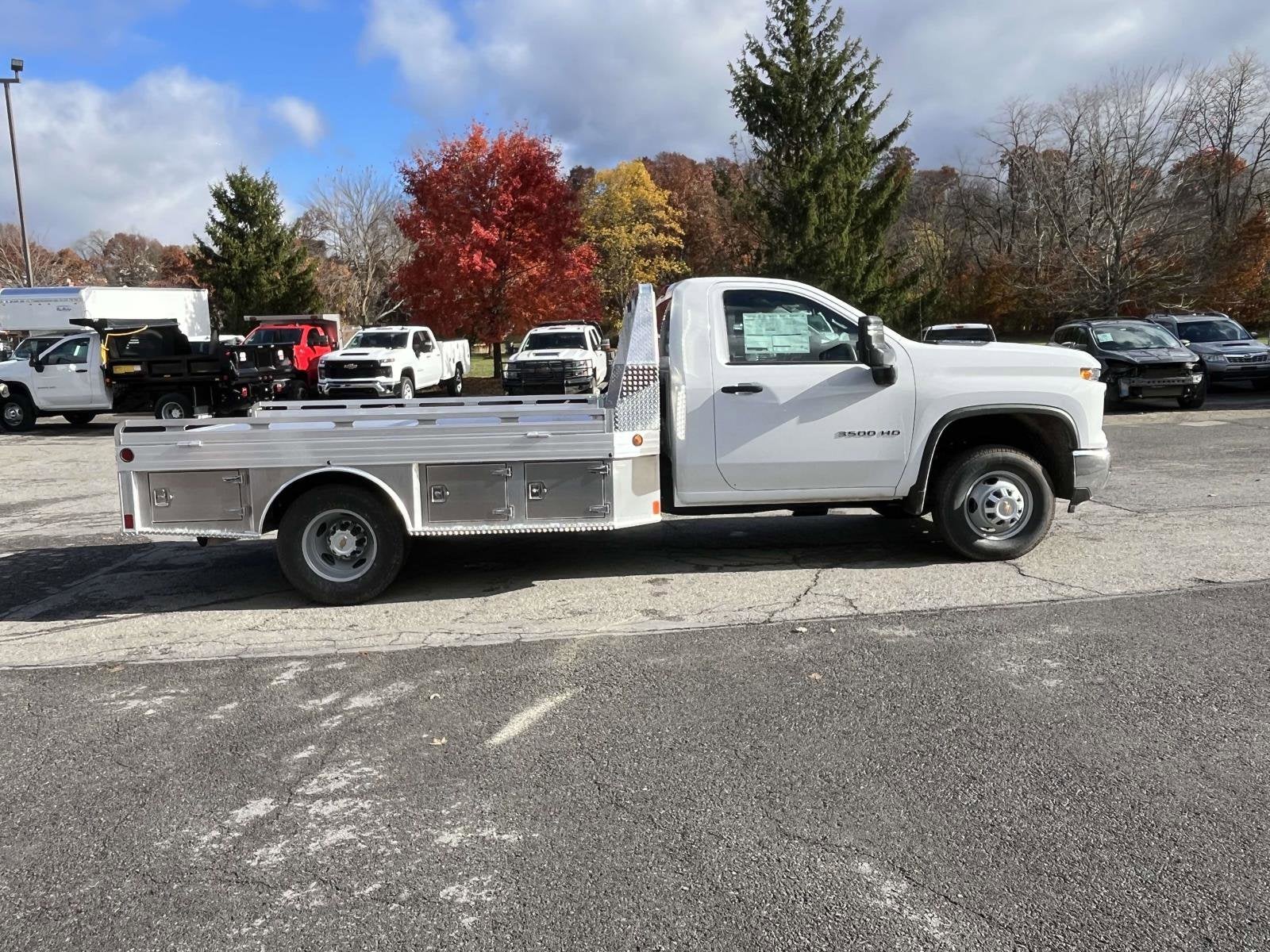 2025 Chevrolet Silverado 3500 HD Chassis Cab Work Truck