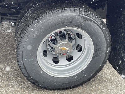 2025 Chevrolet Silverado 3500 HD Chassis Cab Work Truck