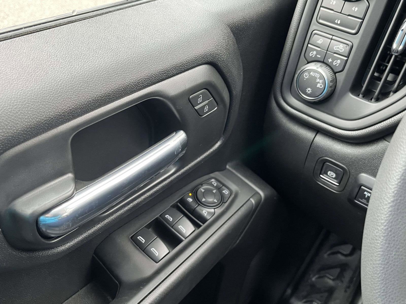 2025 Chevrolet Silverado 3500 HD WT