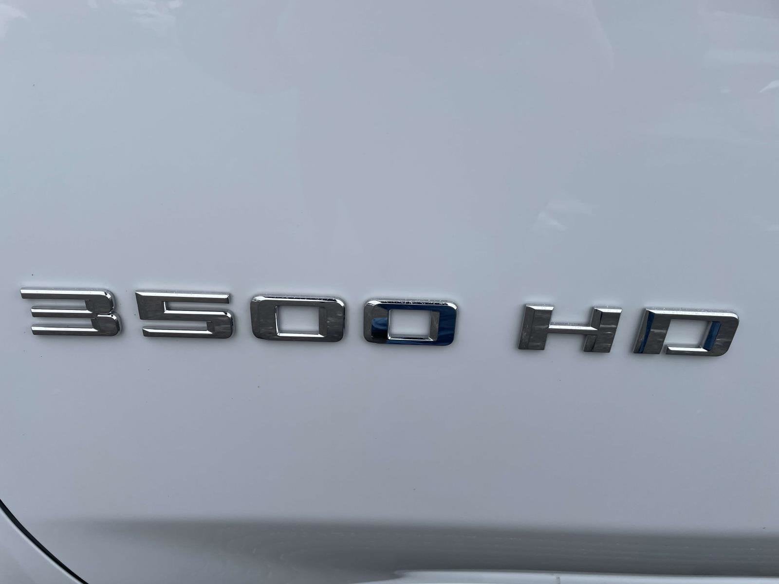 2024 Chevrolet Silverado 3500 HD WT DRW