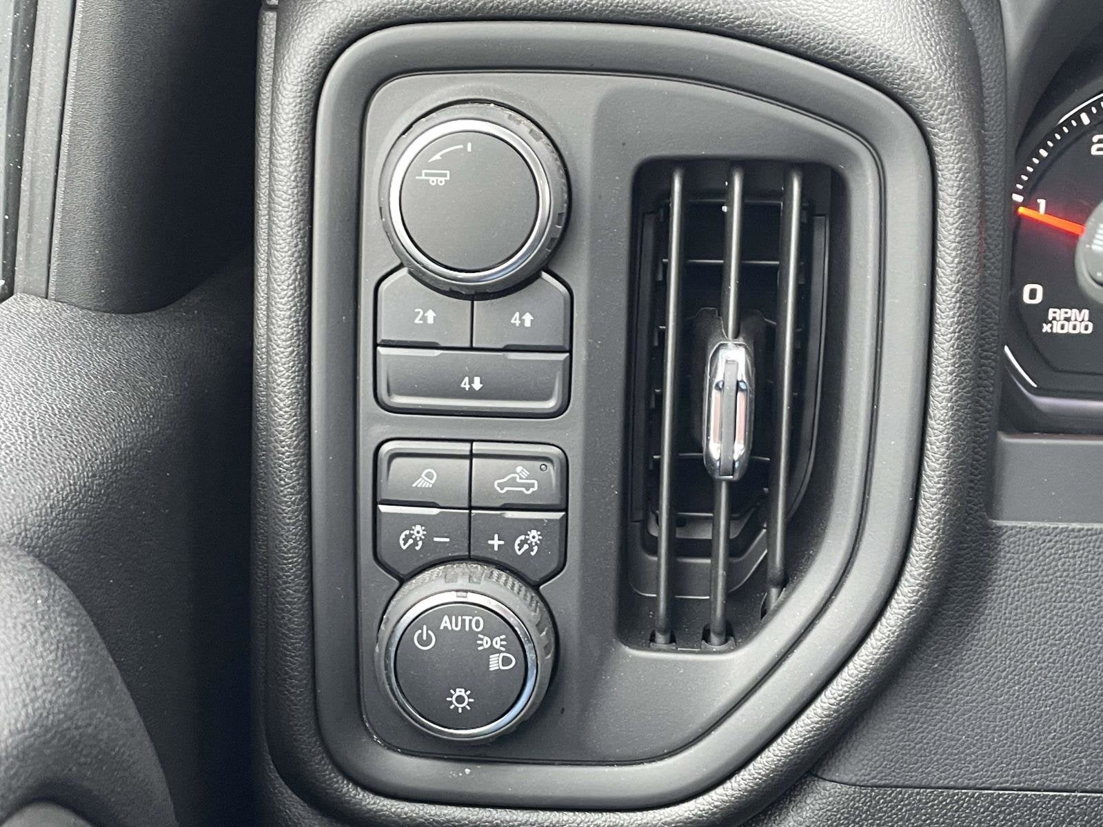 2024 Chevrolet Silverado 3500 HD WT DRW