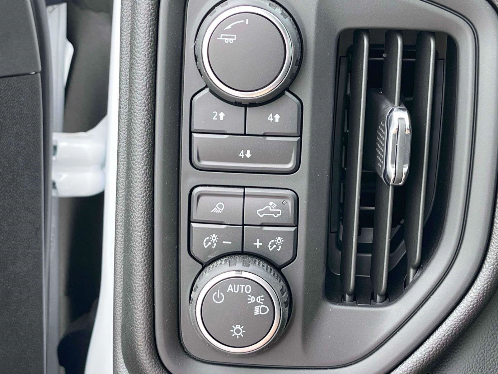 2024 Chevrolet Silverado 3500 HD WT