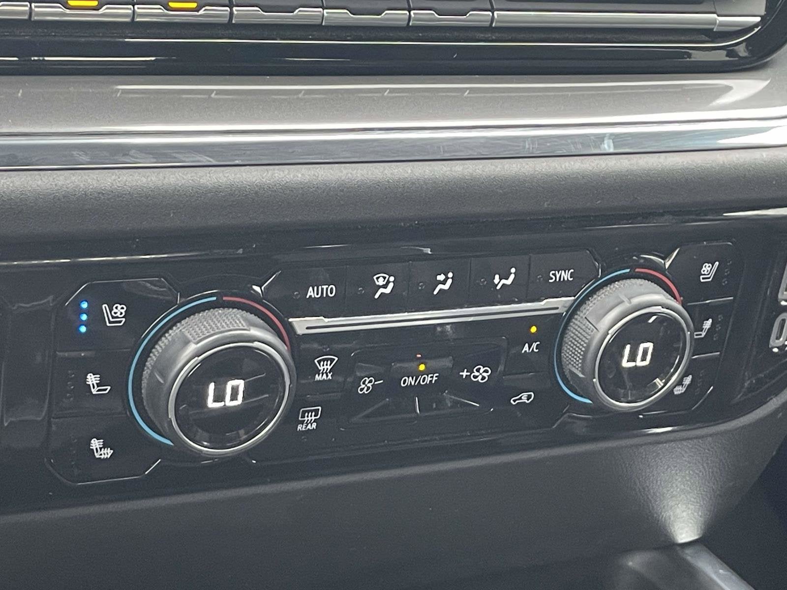 2024 Chevrolet Silverado 3500 HD High Country