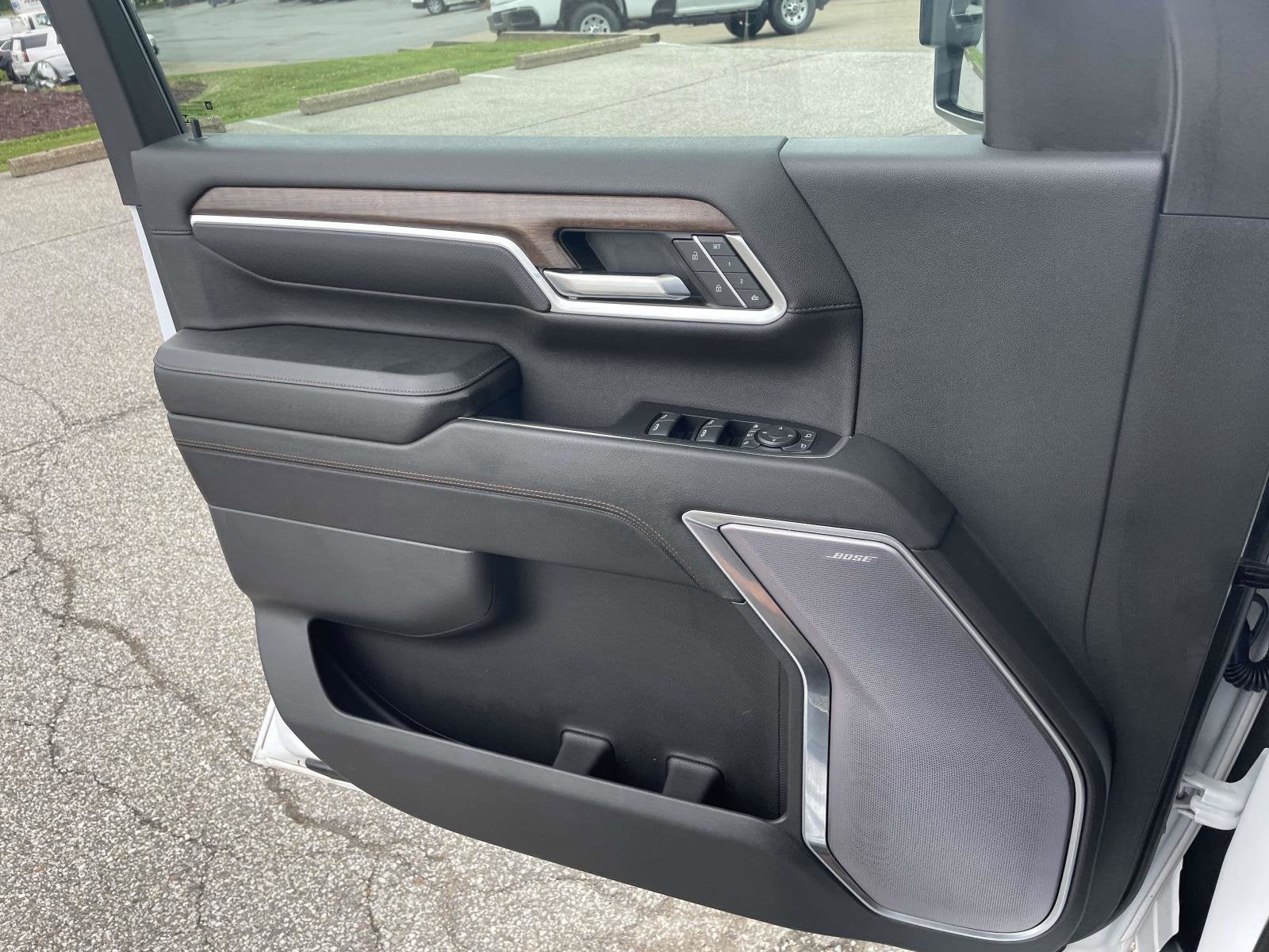 2024 Chevrolet Silverado 3500 HD High Country