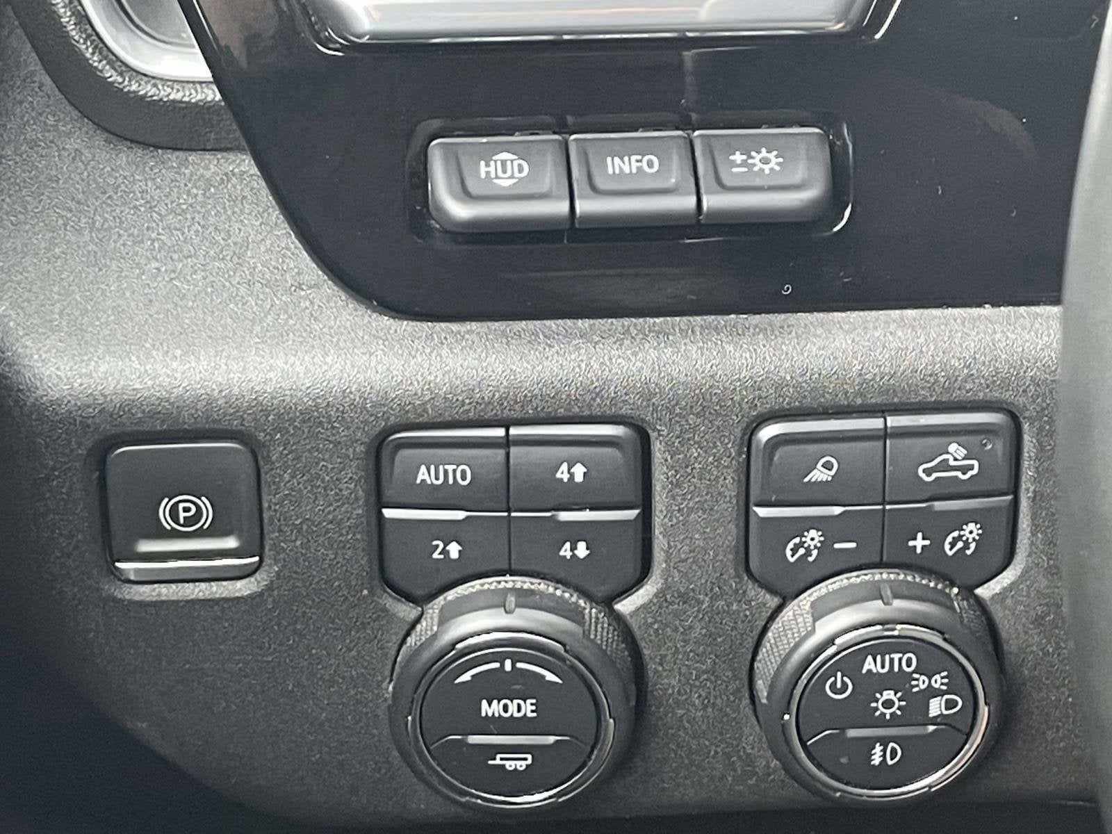 2024 Chevrolet Silverado 3500 HD High Country