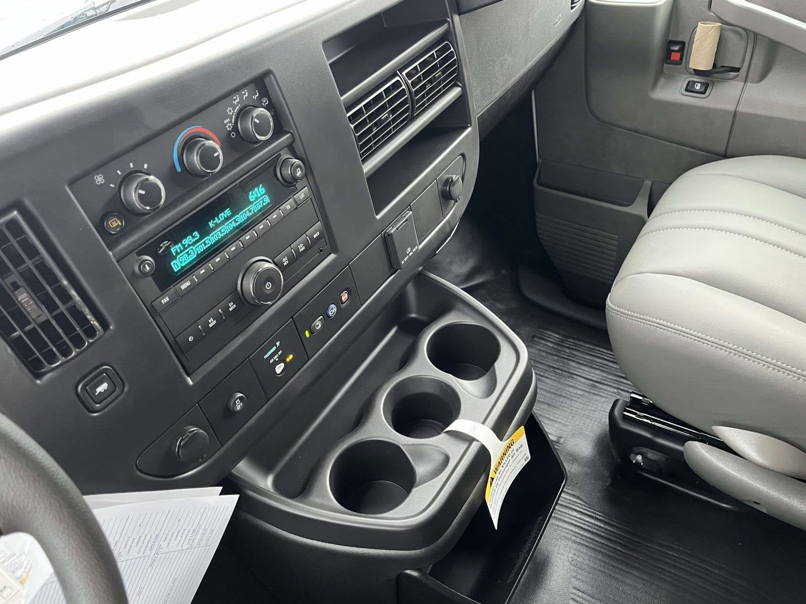 2025 Chevrolet Express Cargo 2500 WT