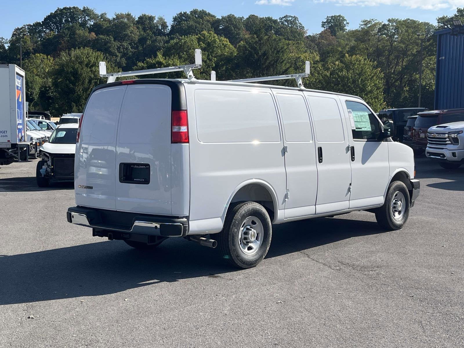 2025 Chevrolet Express Cargo 2500 WT