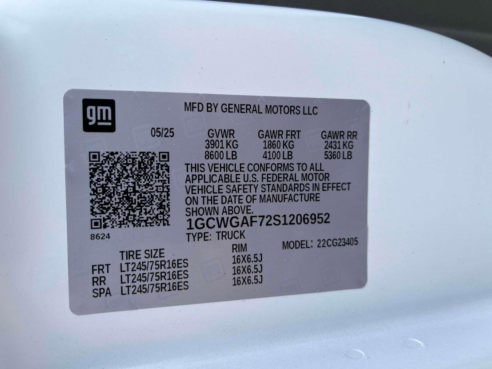 2025 Chevrolet Express Cargo 2500 WT