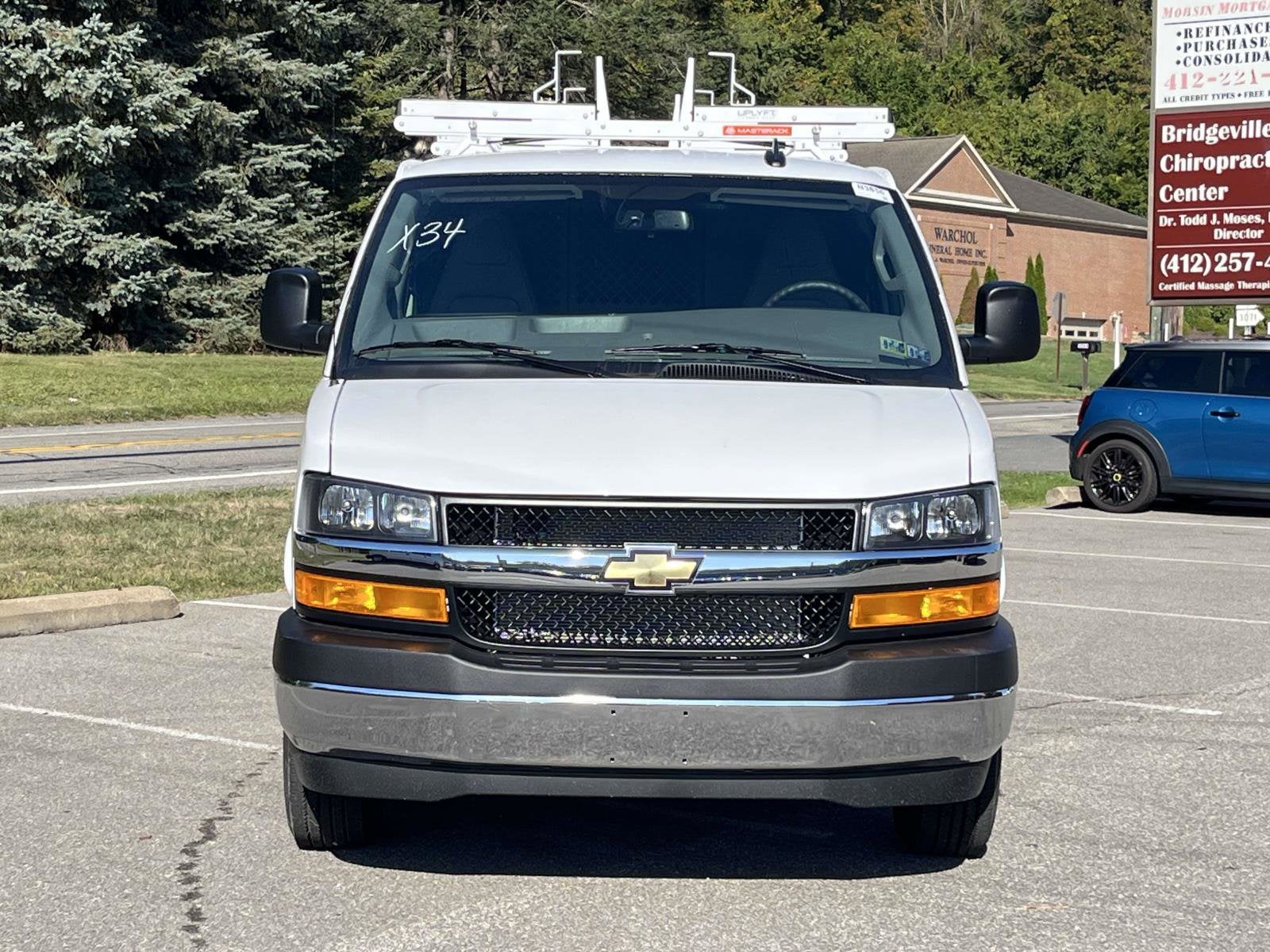 2025 Chevrolet Express Cargo 2500 WT