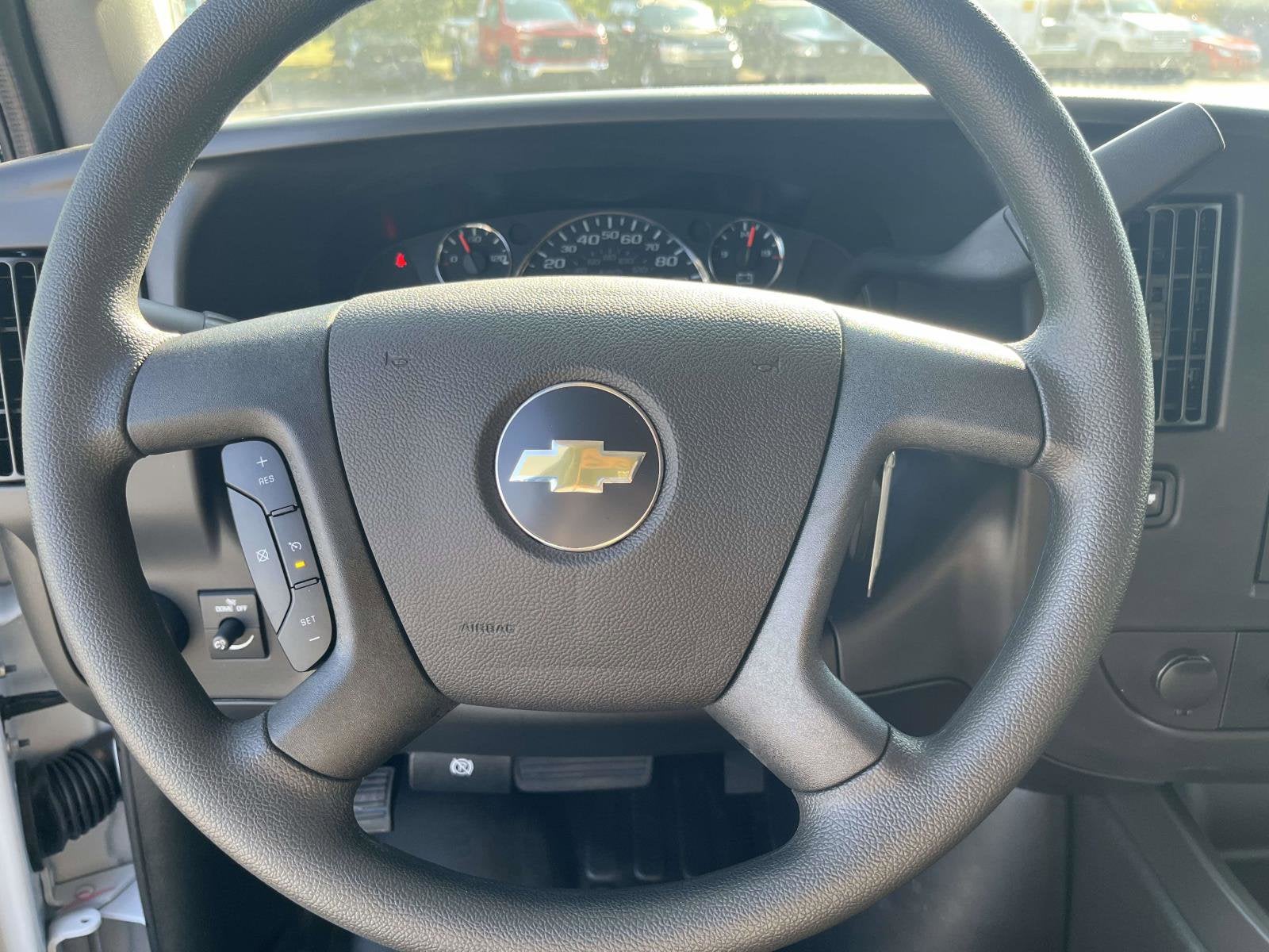 2025 Chevrolet Express Cargo 2500 WT