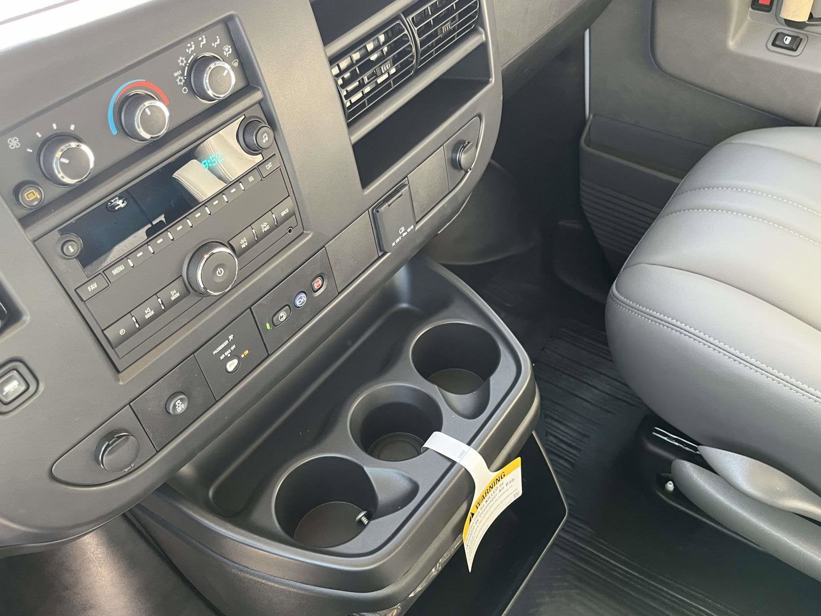 2025 Chevrolet Express Cargo 2500 WT