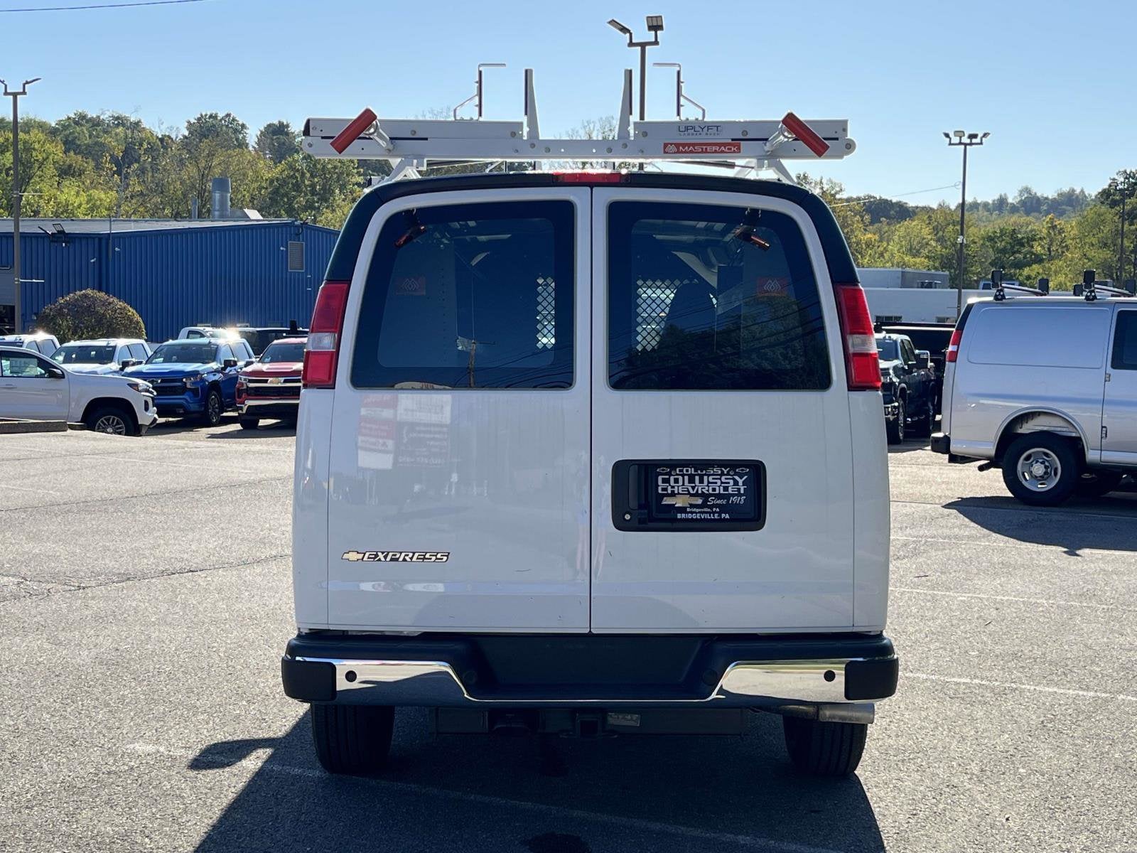 2025 Chevrolet Express Cargo 2500 WT