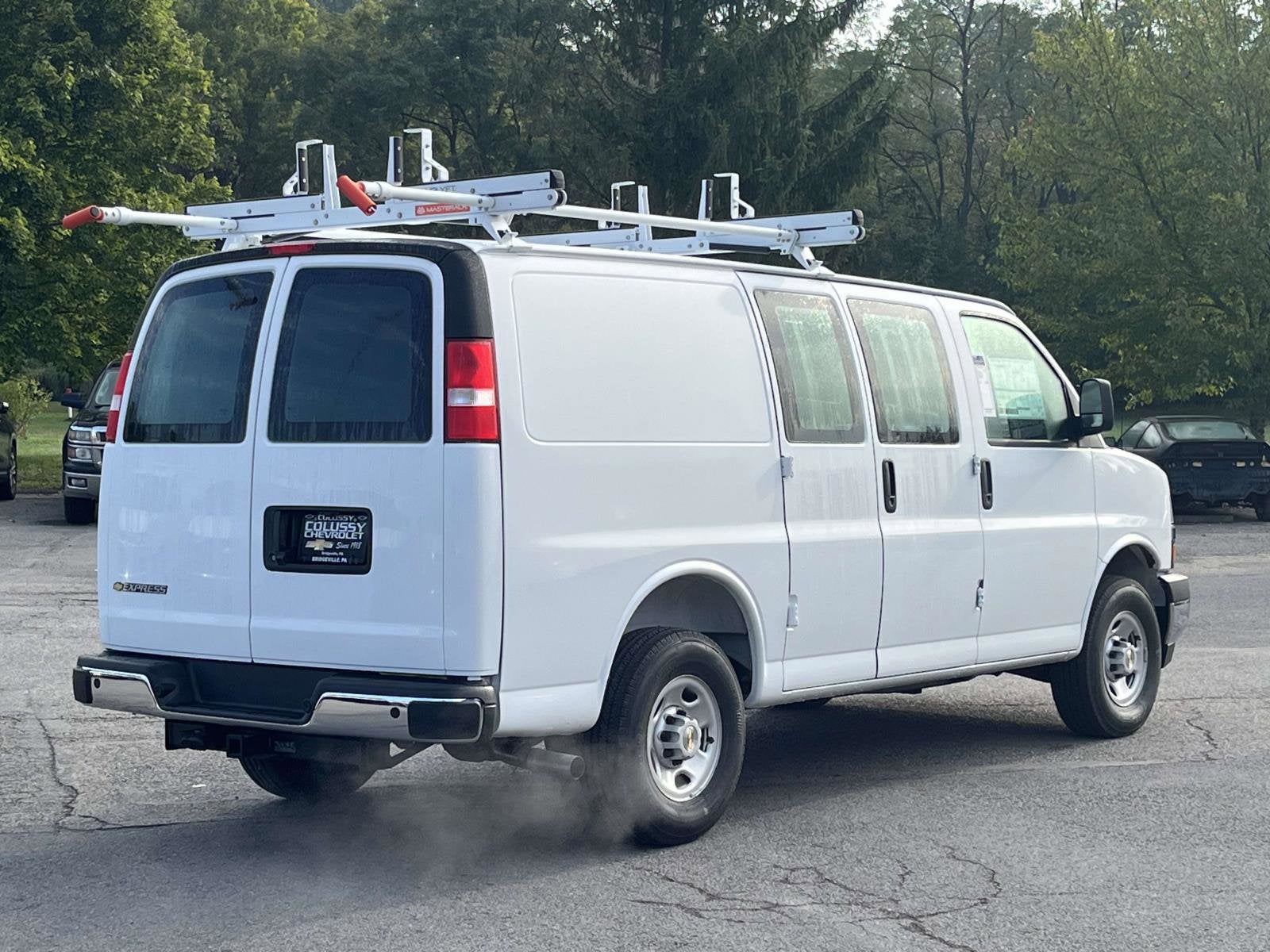 2025 Chevrolet Express Cargo 2500 WT