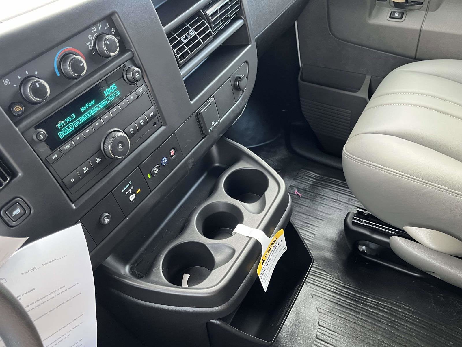 2025 Chevrolet Express Cargo 2500 WT