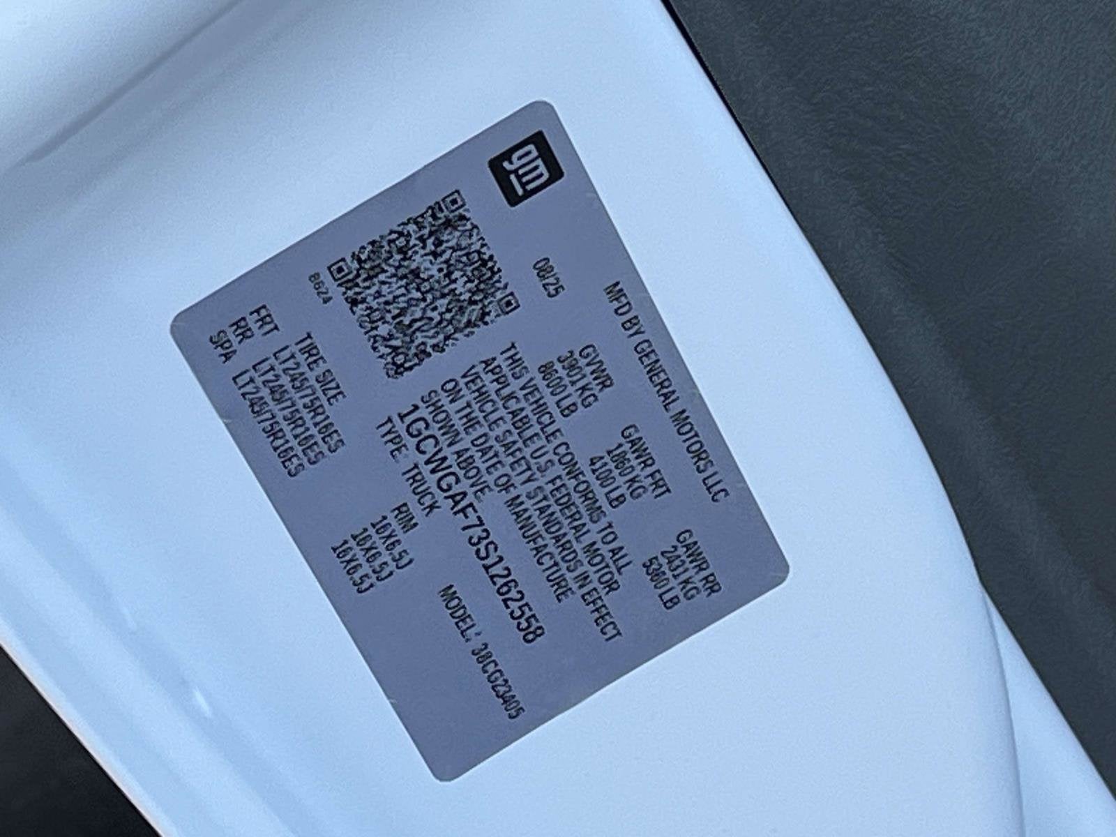 2025 Chevrolet Express Cargo 2500 WT