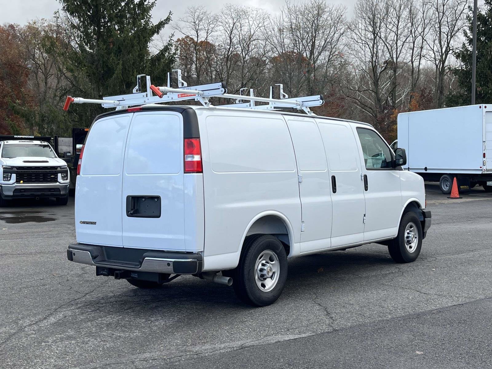 2025 Chevrolet Express Cargo 2500 WT