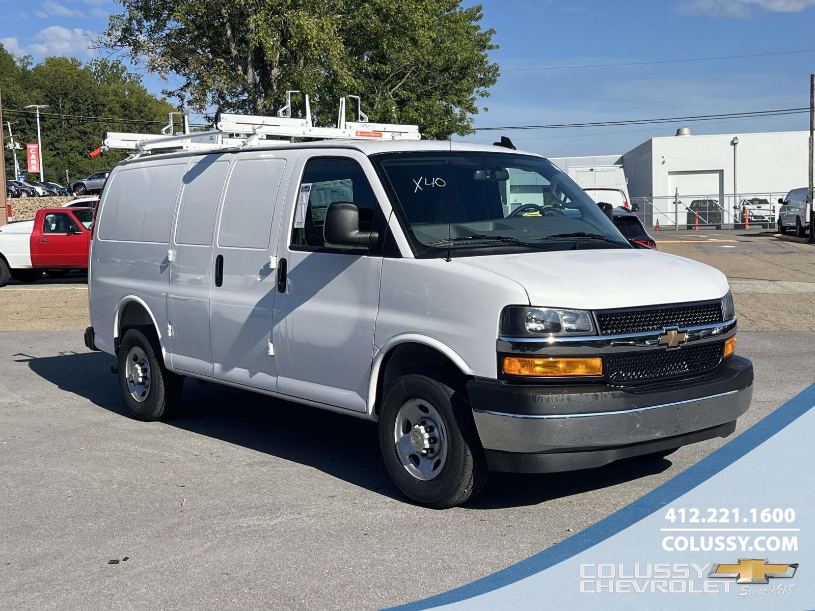 2025 Chevrolet Express Cargo 2500 WT