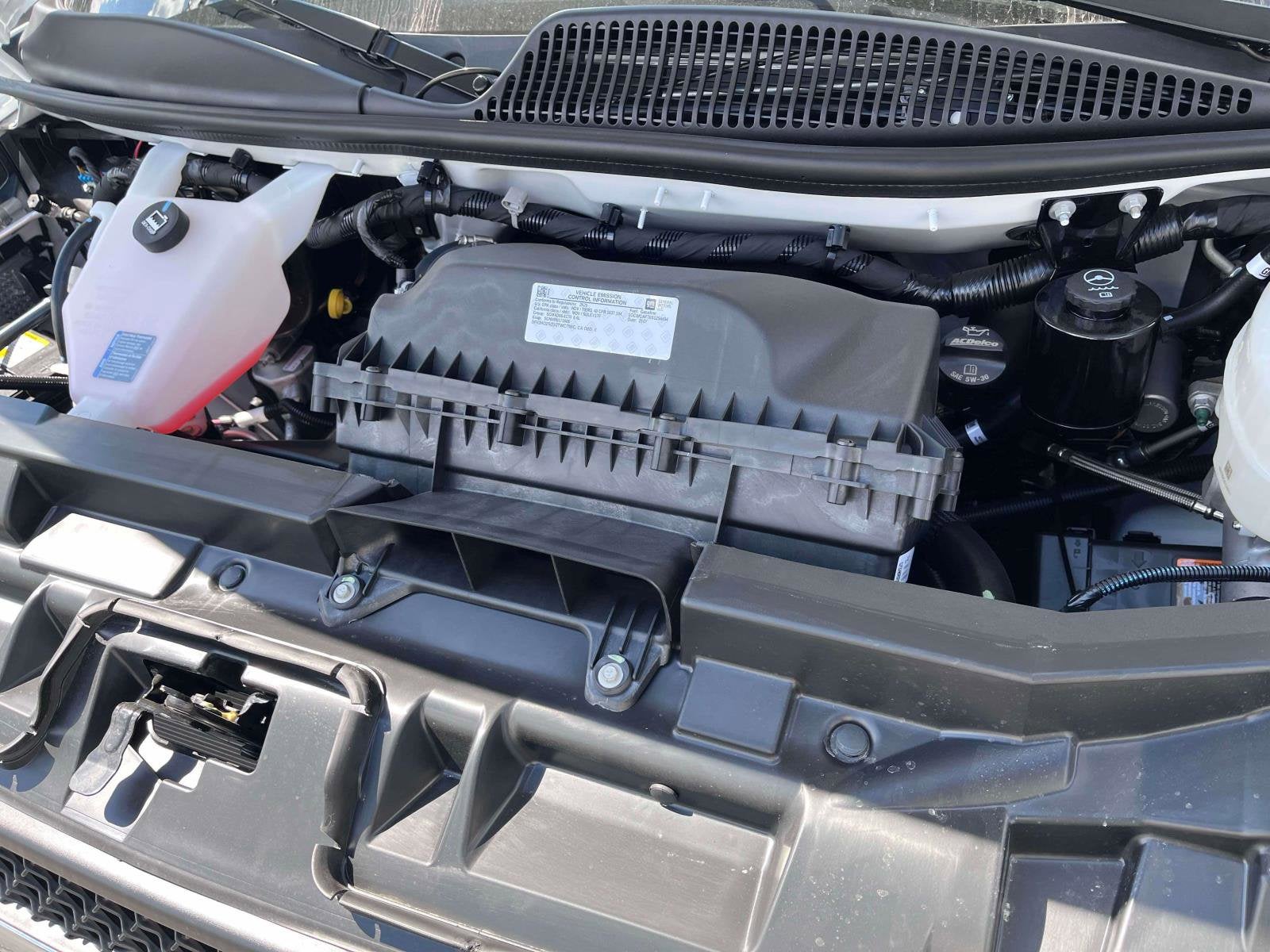 2025 Chevrolet Express Cargo 2500 WT