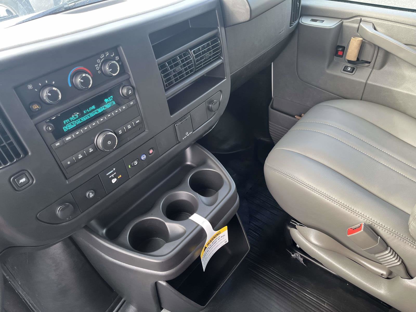 2025 Chevrolet Express Cargo 2500 WT