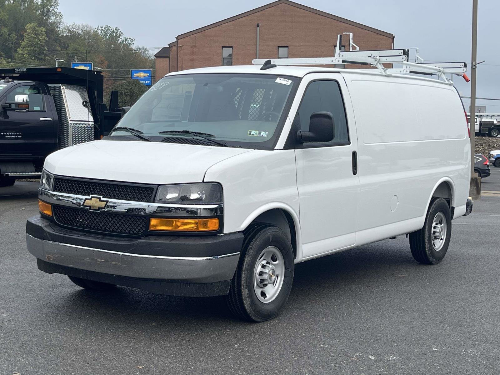 2025 Chevrolet Express Cargo 2500 WT