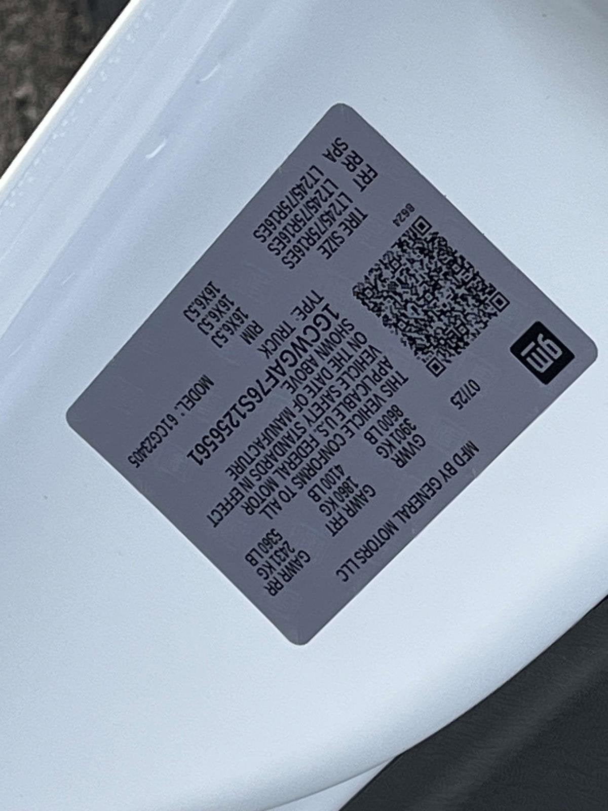 2025 Chevrolet Express Cargo 2500 WT