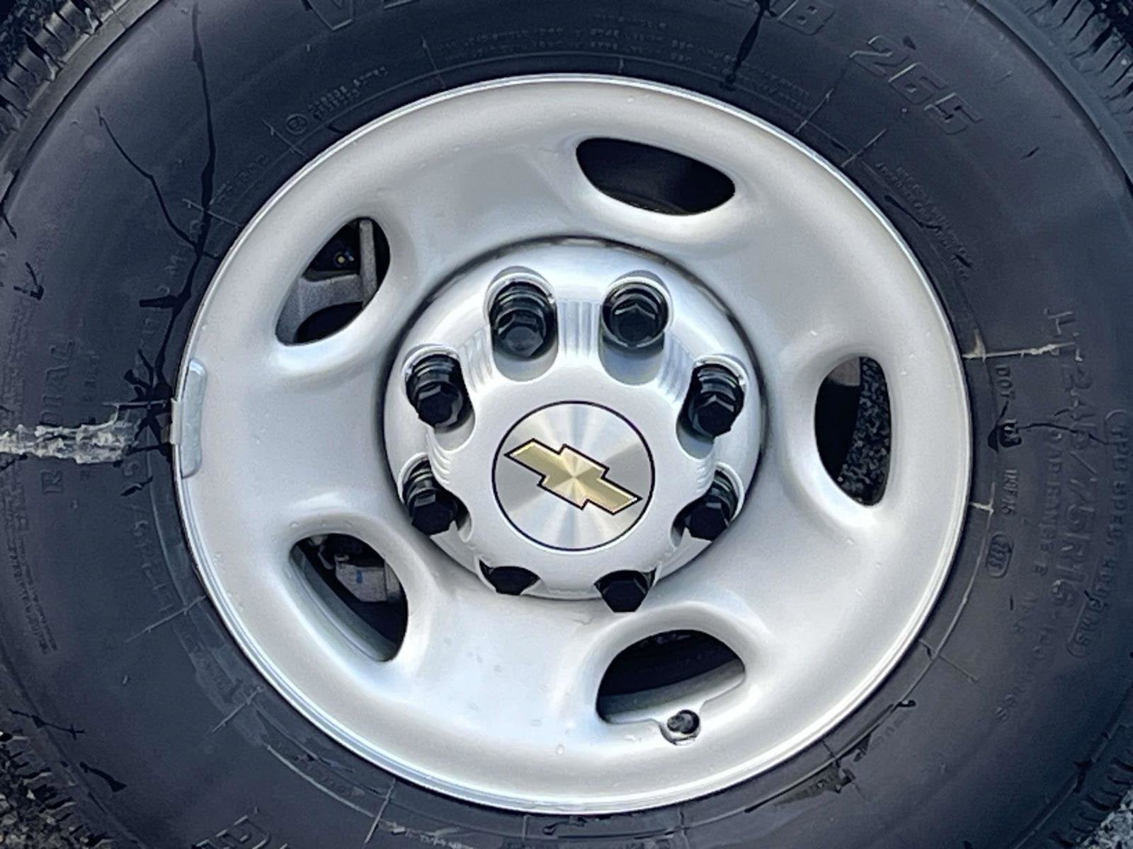 2025 Chevrolet Express Cargo 2500 WT