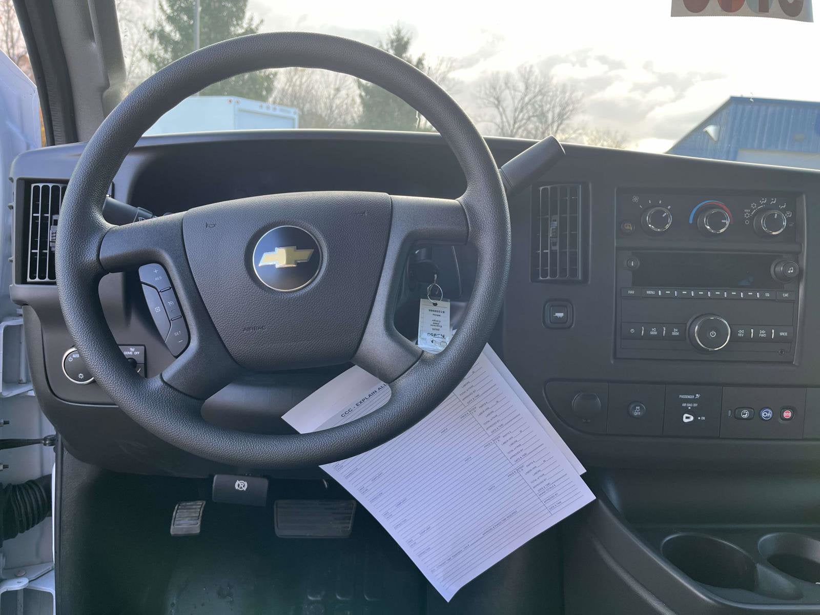 2025 Chevrolet Express Cargo 2500 WT