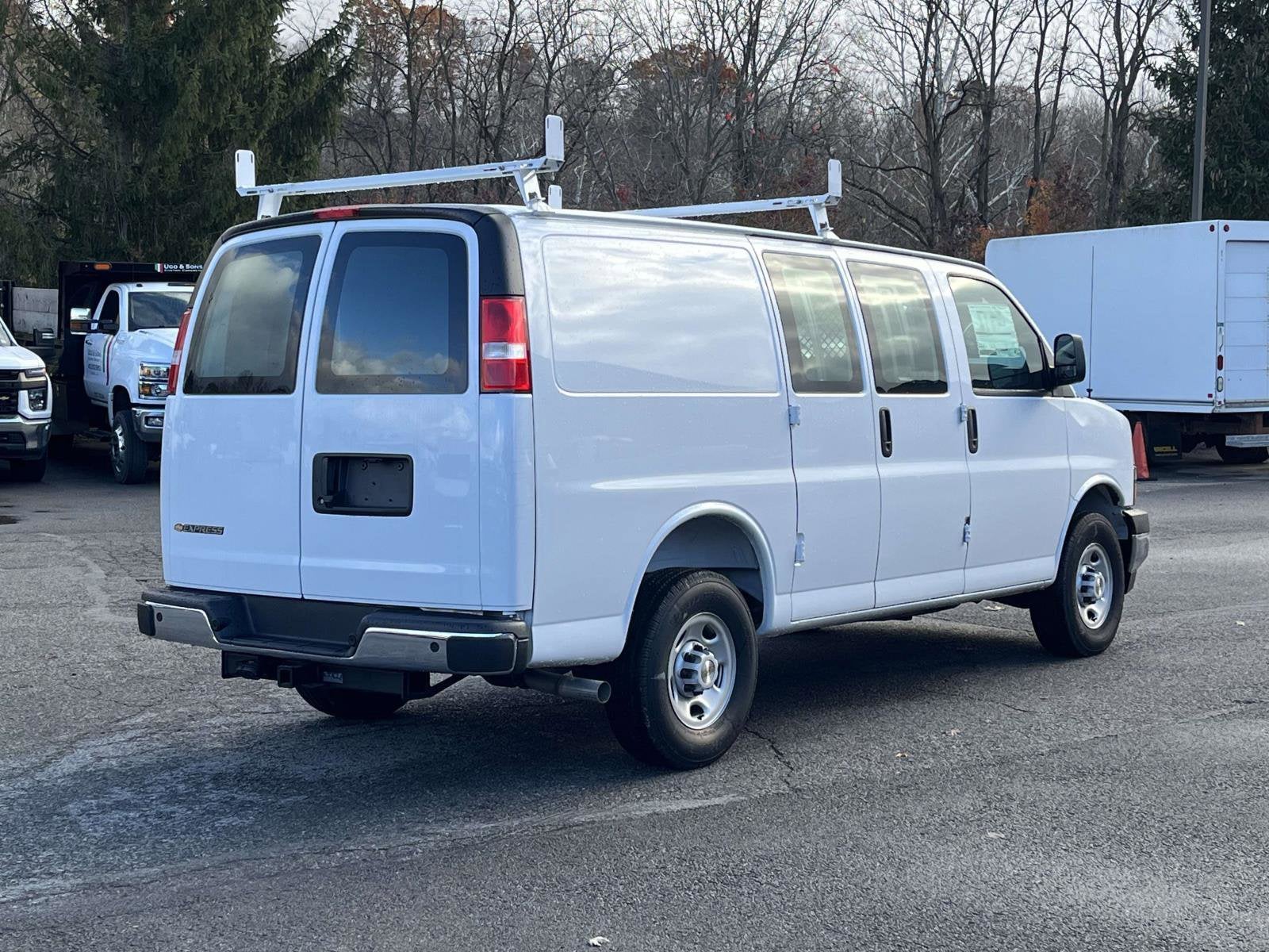 2025 Chevrolet Express Cargo 2500 WT