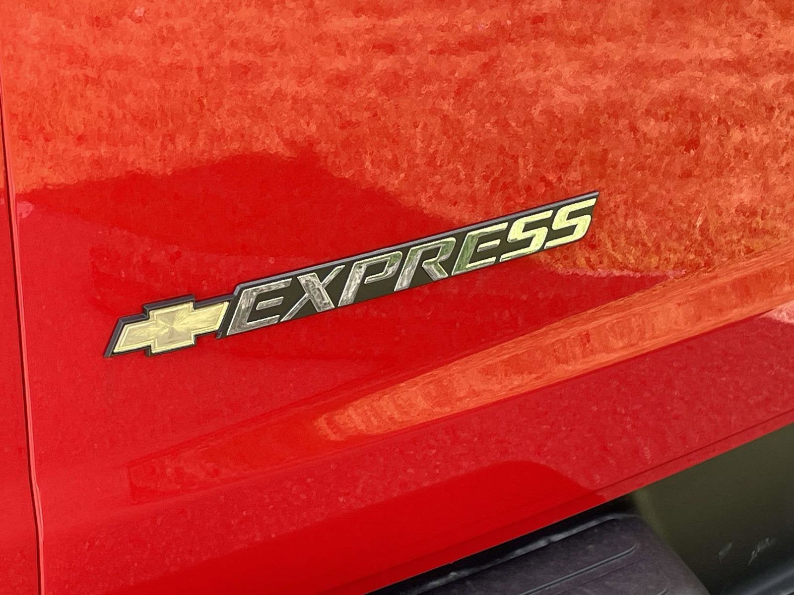 2025 Chevrolet Express Cargo 2500 WT