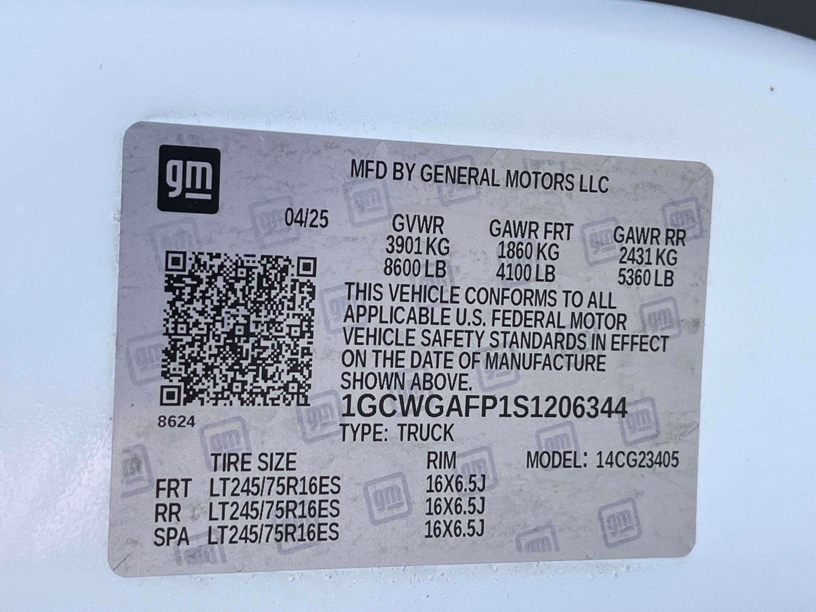 2025 Chevrolet Express Cargo 2500 WT