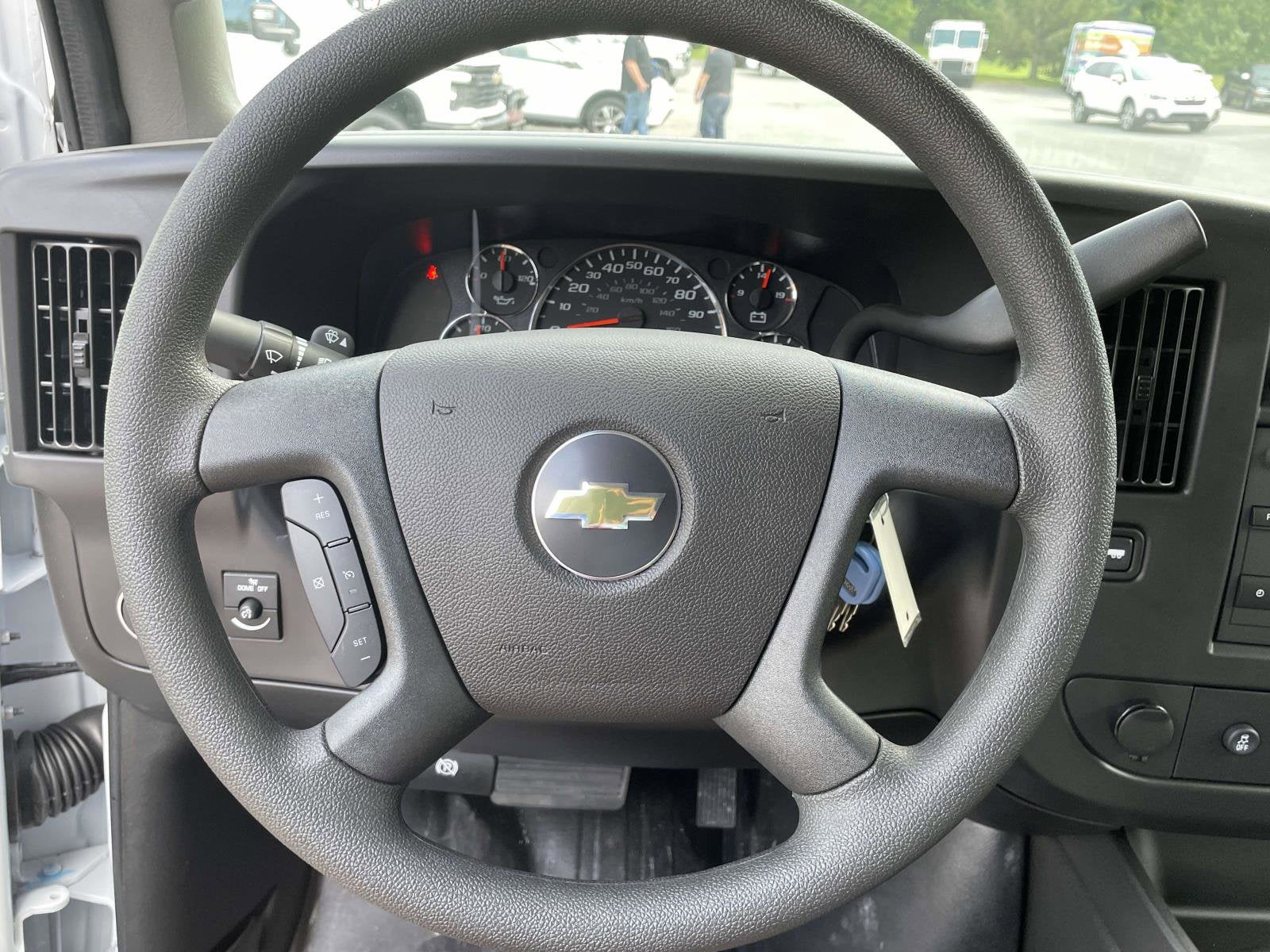 2025 Chevrolet Express Cargo 2500 WT