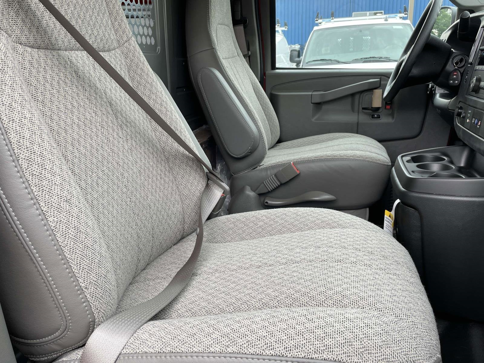 2025 Chevrolet Express Cargo 2500 WT