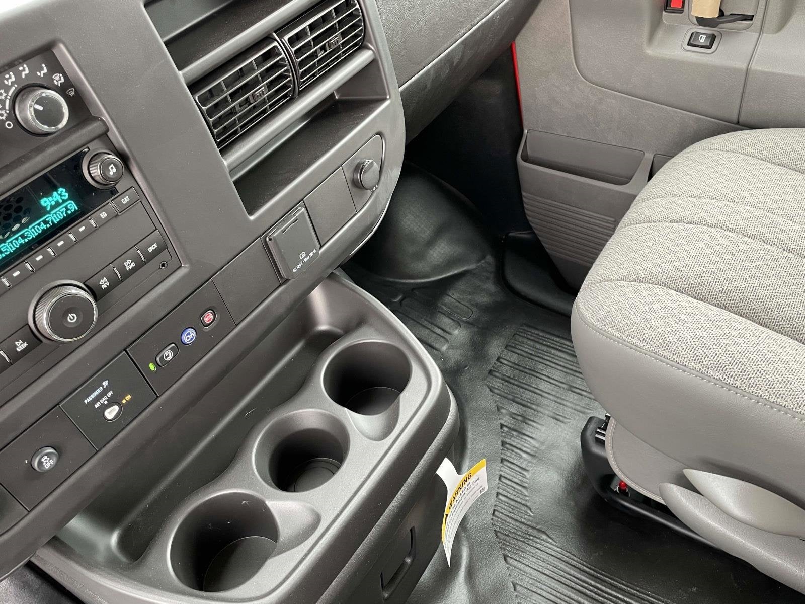 2025 Chevrolet Express Cargo 2500 WT