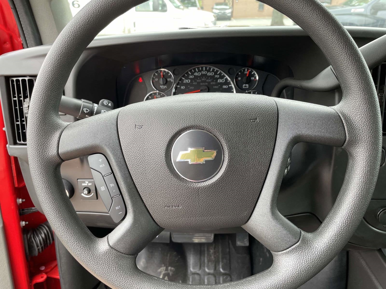 2025 Chevrolet Express Cargo 2500 WT