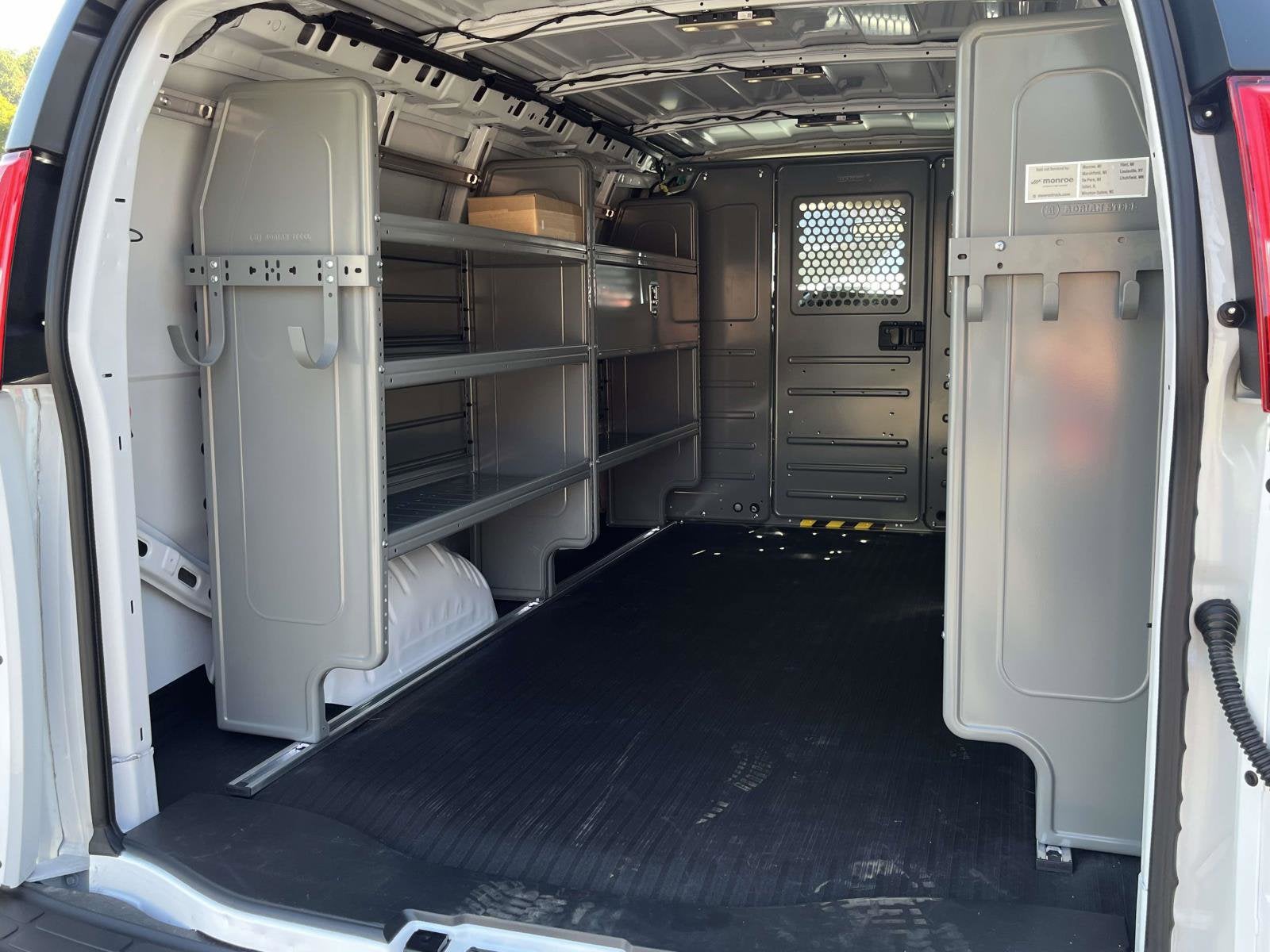 2025 Chevrolet Express Cargo 2500 WT