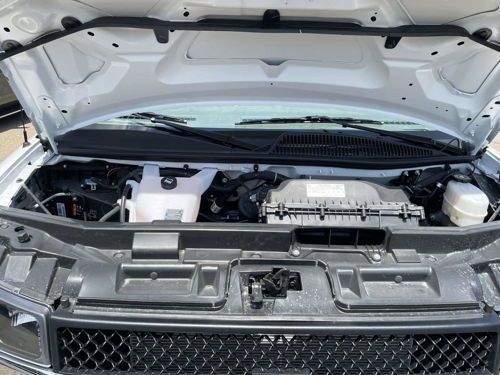 2025 Chevrolet Express Cargo 2500 WT