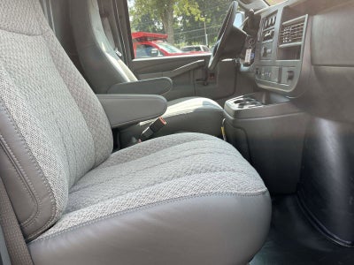 2025 Chevrolet Express Cargo 2500 WT