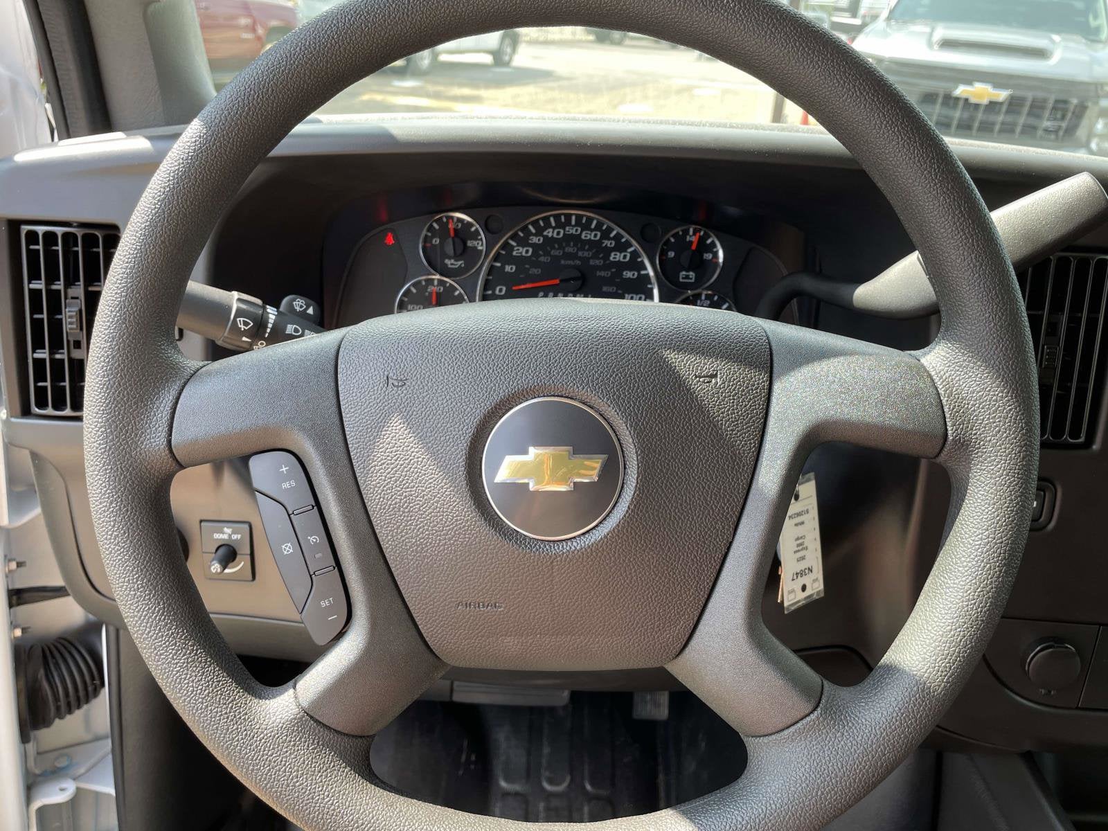 2025 Chevrolet Express Cargo 2500 WT