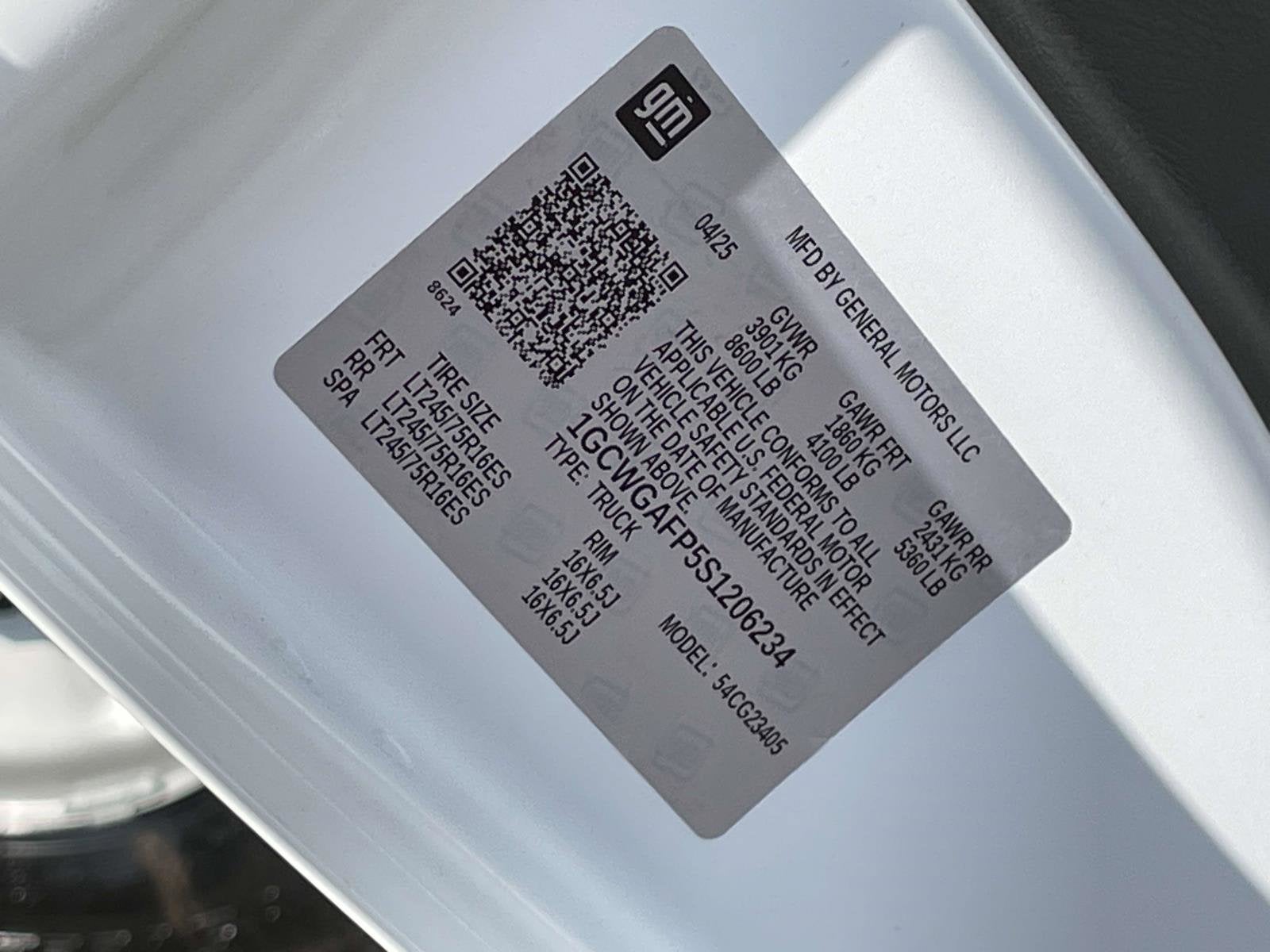 2025 Chevrolet Express Cargo 2500 WT