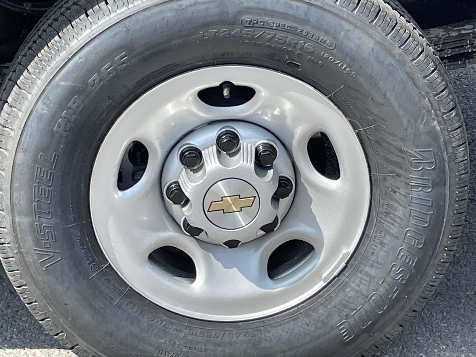 2025 Chevrolet Express Cargo 2500 WT