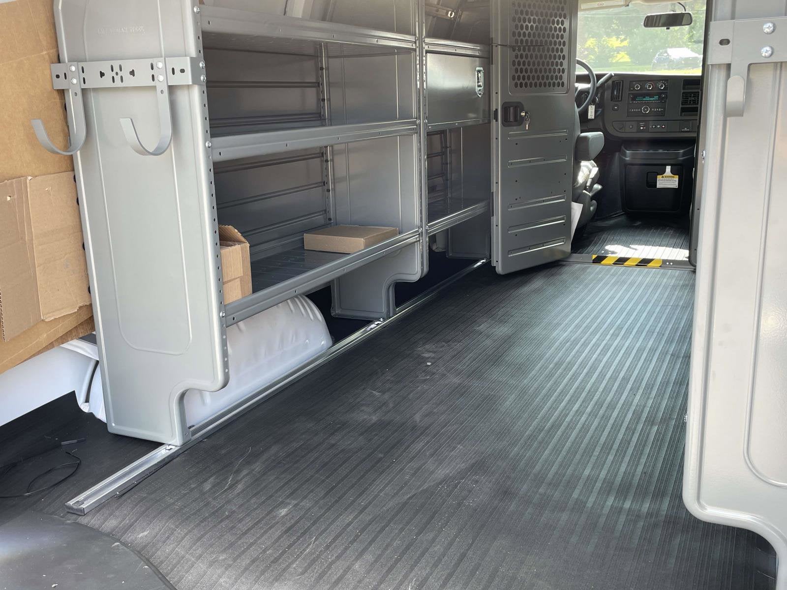 2025 Chevrolet Express Cargo 2500 WT